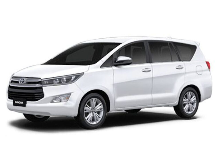 toyota-innova-crysta-2-4-zx-at-7-seater-diesel-640 copyh